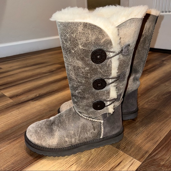 UGG Shoes - UGG Bailey Button Triplet Boot